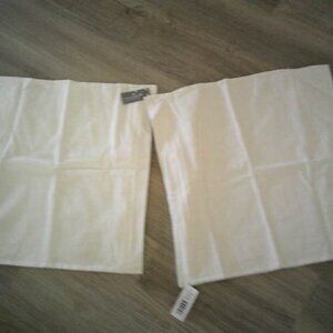 2 NEW RIZZY HOME BEAUTIFULLY DESIGNED CREAM PILLOW COVERS SHAMS ZIPPER 20X20" 🔥